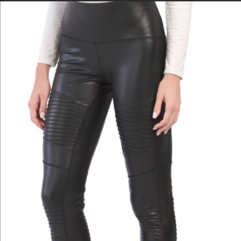 7 For All Mankind- Moto Liquid Leggings - Picture 2 of 5